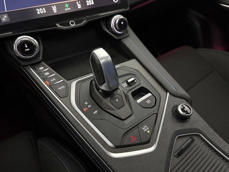 Lynk Co 01