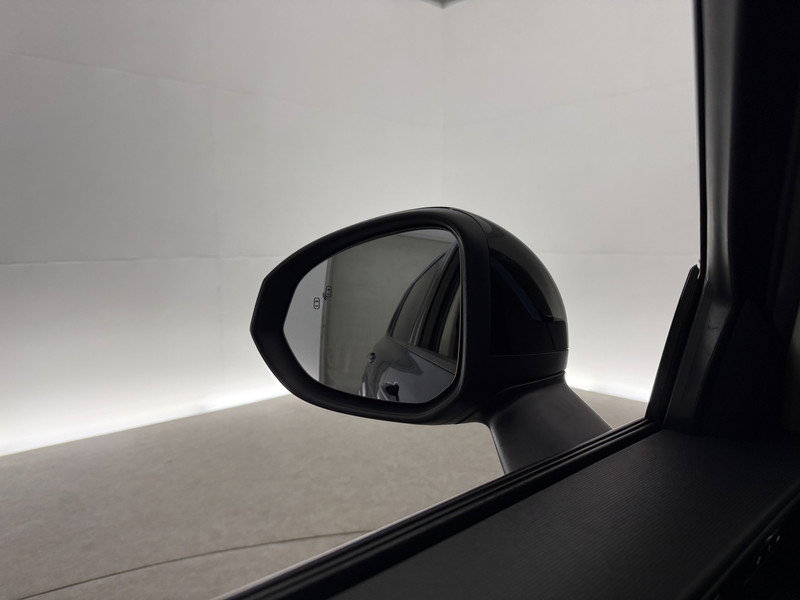 Lynk Co 01