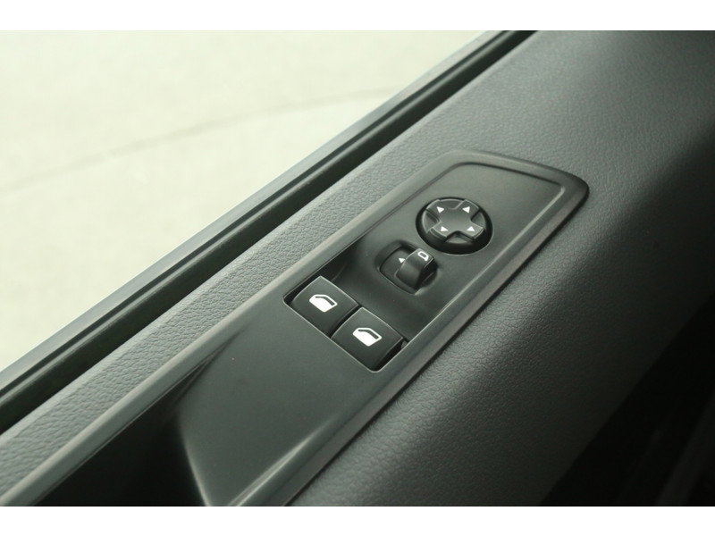 Peugeot e-Expert
