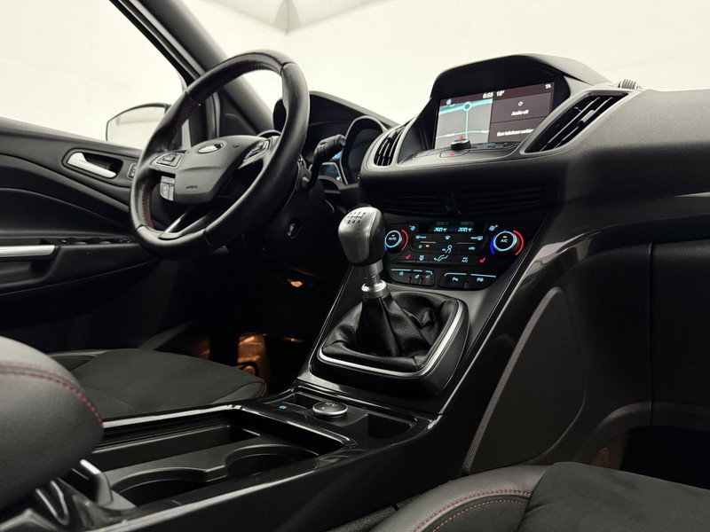 Ford Kuga 1.5 EcoBoost ST-Line S617PB