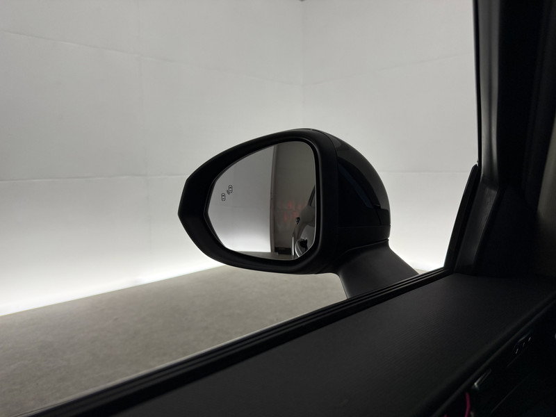Lynk Co 01