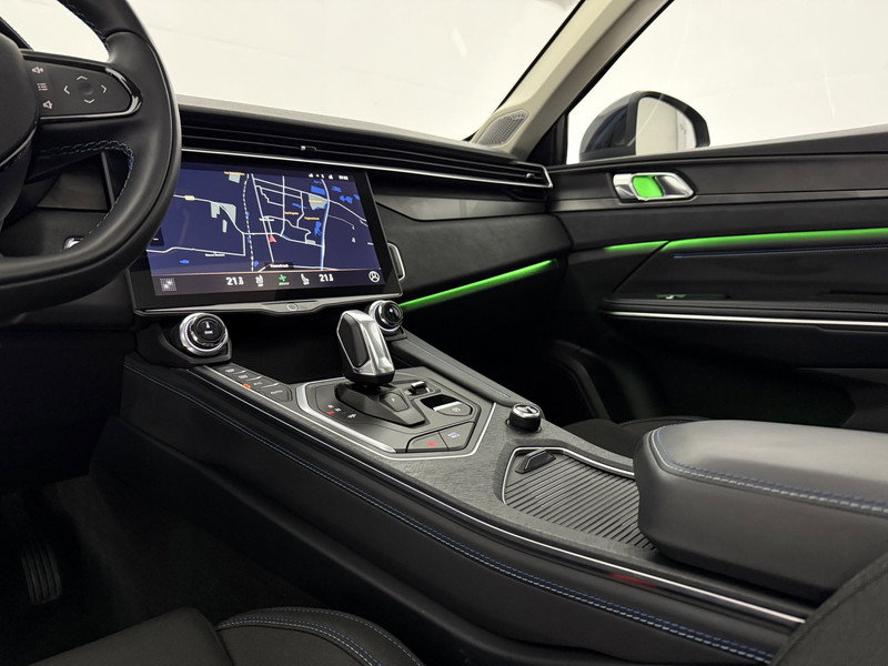 Lynk Co 01