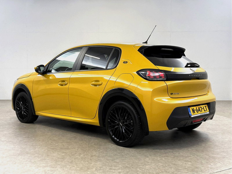 Peugeot e-208