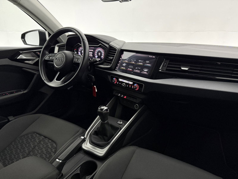 Audi A1 25 TFSI epic J072DH