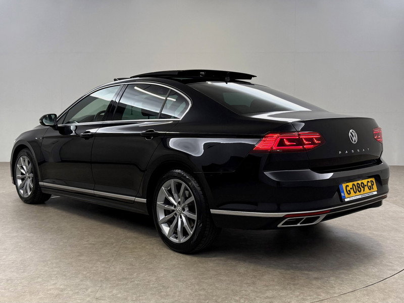 Volkswagen Passat 1.5 TSI Elegance Business R-Line G089GP
