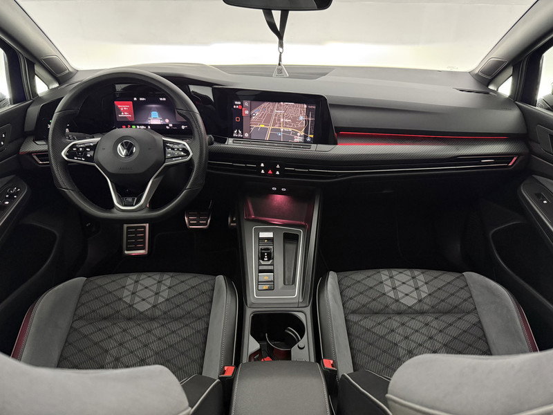 Volkswagen Golf 1.5 eTSI R-Line N849XS
