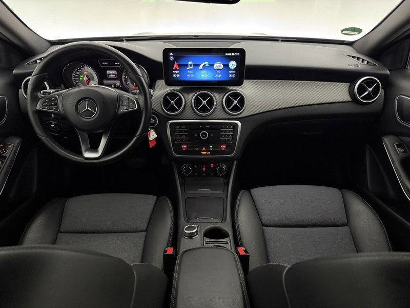 Mercedes-Benz GLA 180 JP308F