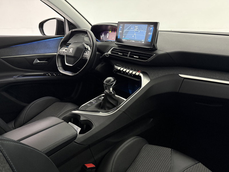 Peugeot 5008 1.2 PureTech Allure 7p. P590JB