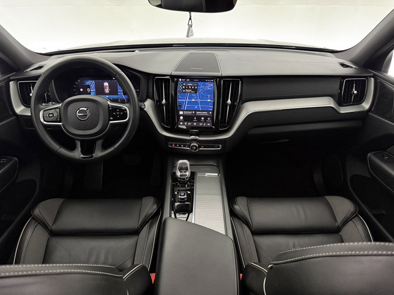 Volvo XC60 2.0 T6 Plug-in hybrid AWD Ultimate Dark R-Design R334NX