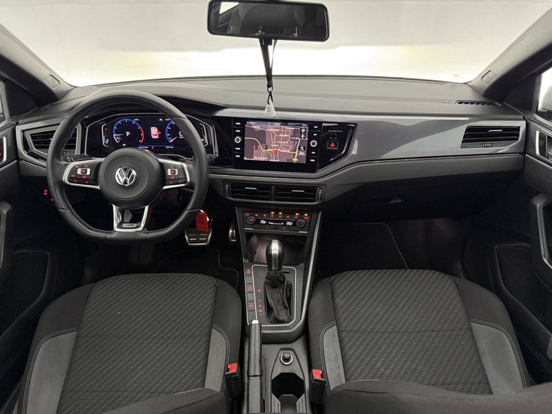 Volkswagen Polo 1.0 TSI R-Line XV259N