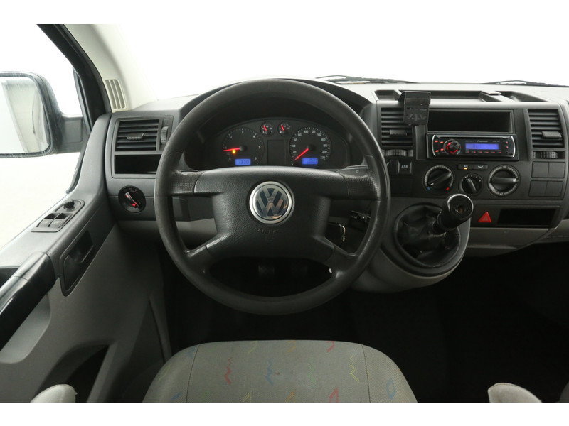 Volkswagen Transporter 2.5 TDI L2H1 63BTKZ