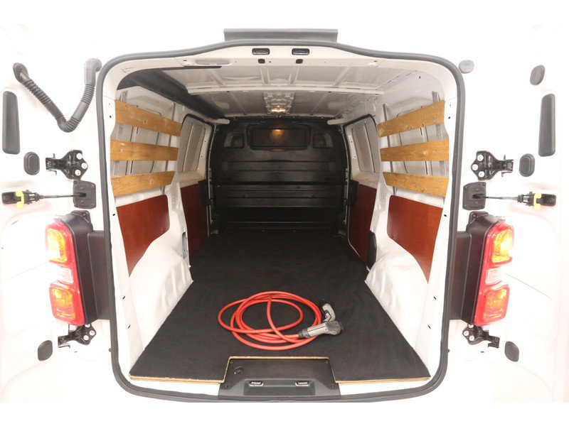 Opel Vivaro-e L2H1 Innovation 75 kWh VKP67F
