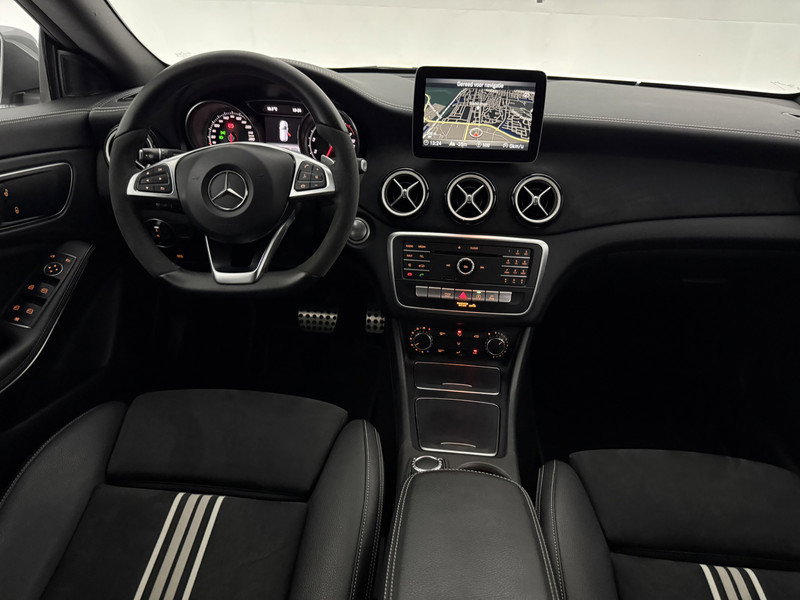 Mercedes-Benz CLA-Klasse 180 Business Solution AMG PB040R