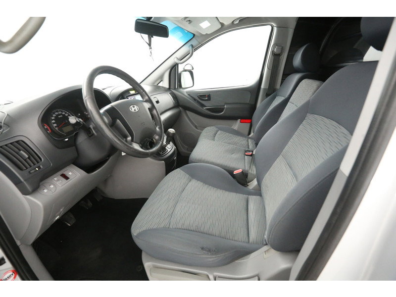 Hyundai H300