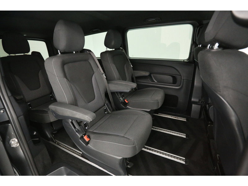 Mercedes-Benz EQV 300