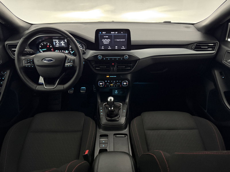 Ford Focus 1.0 EcoBoost Hybrid ST Line X447DV