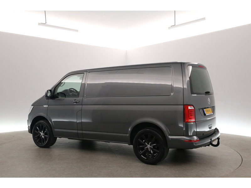 Volkswagen Transporter 2.0 TDI L1H1 Highline 204PK VVN45J
