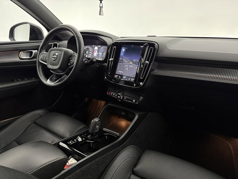 Volvo XC40 1.5 T5 Recharge R-Design GPT46L
