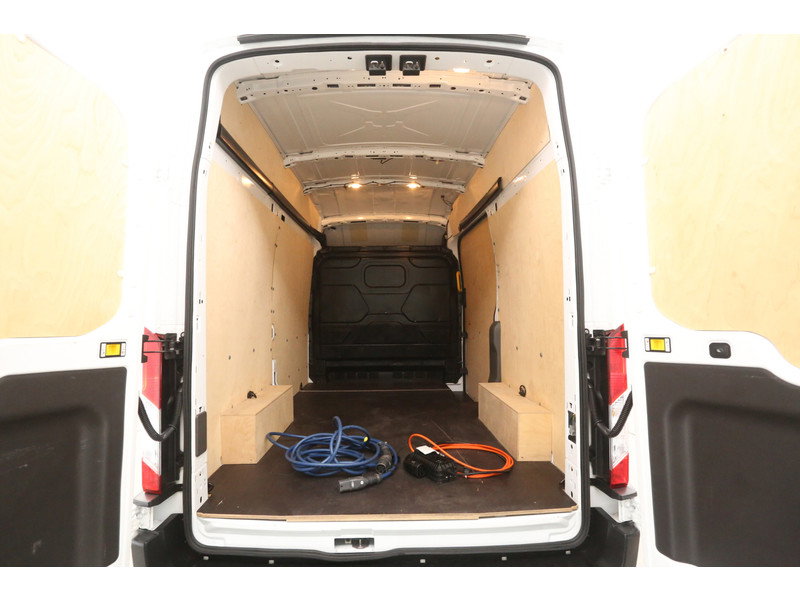 Ford E-Transit 68 kWh L2H3 GR0418