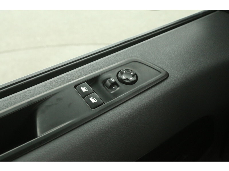 Peugeot e-Expert