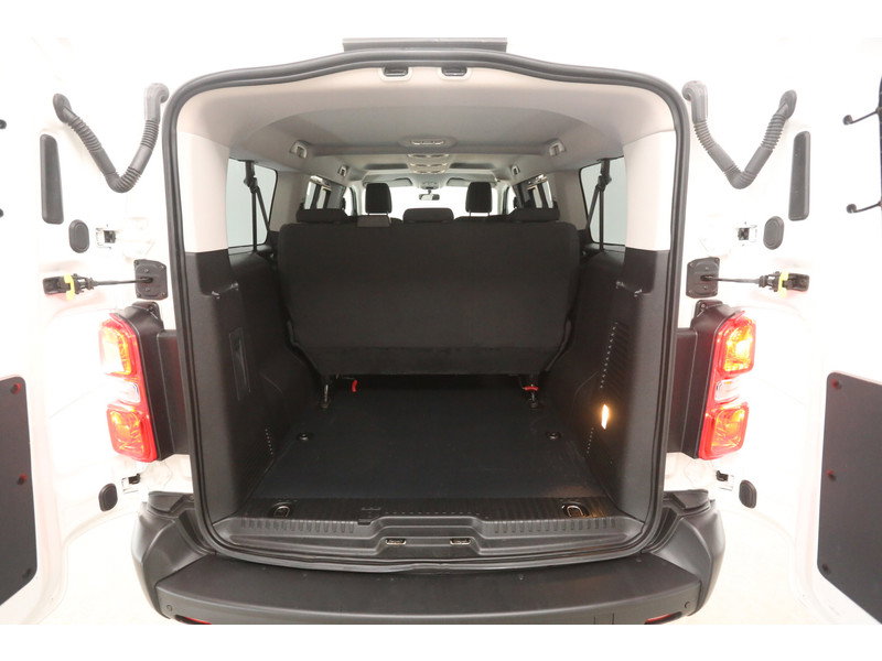 Peugeot e-Traveller