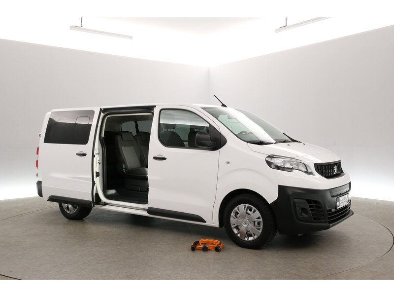 Peugeot e-Traveller