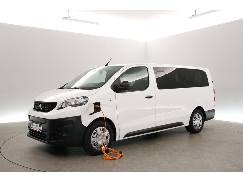 Peugeot e-Traveller