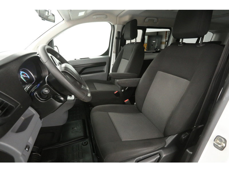 Peugeot e-Traveller