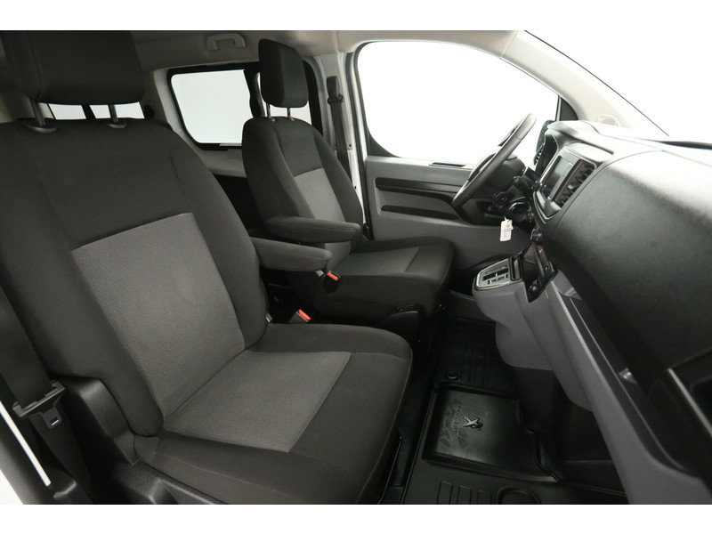 Peugeot e-Traveller
