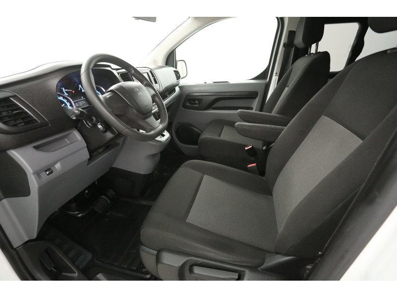 Peugeot e-Traveller