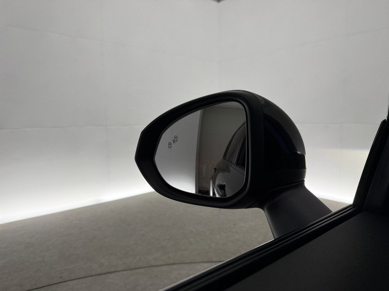 Lynk Co 01