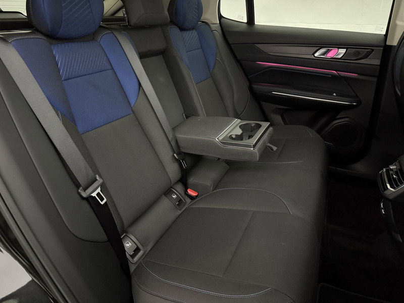 Lynk Co 01