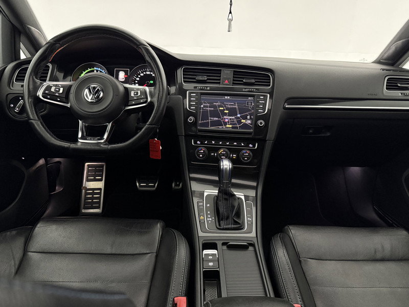 Volkswagen Golf 1.4 TSI GTE GP595J
