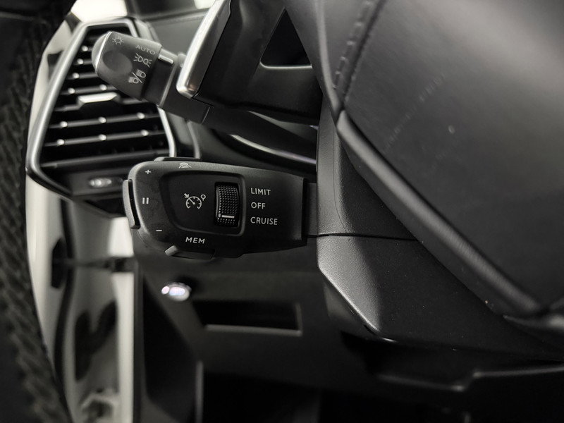 DS 7