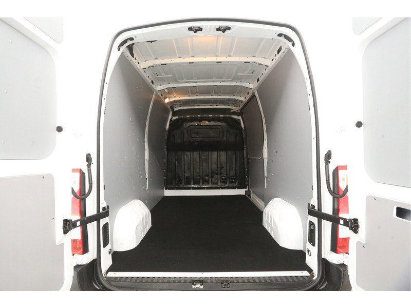 Renault E-Master