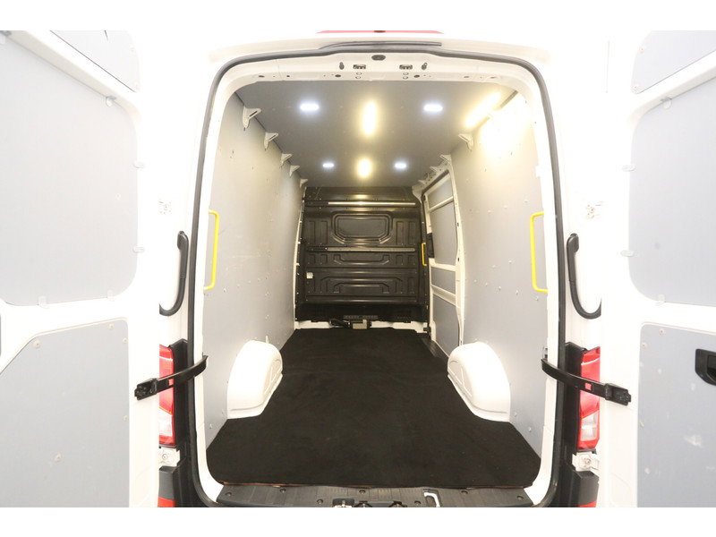 Volkswagen Crafter 2.0 TDI 177PK L3H3 GR8577