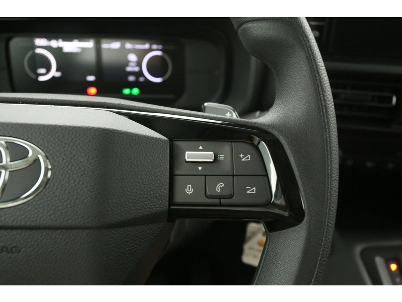 Toyota e-Proace City