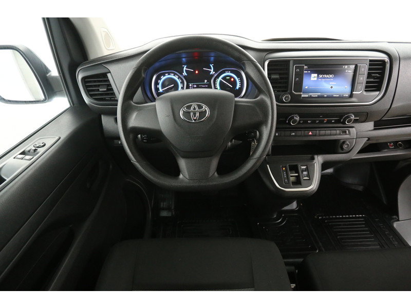 Toyota PROACE Electric Worker