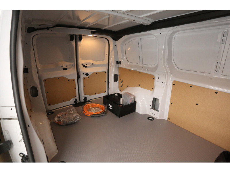 Toyota PROACE Electric Worker