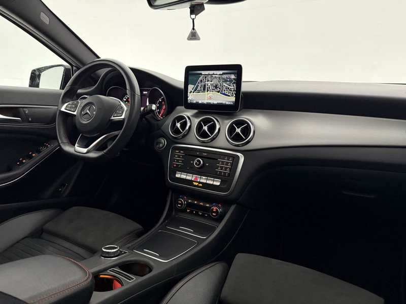 Mercedes-Benz GLA 180 G147TG
