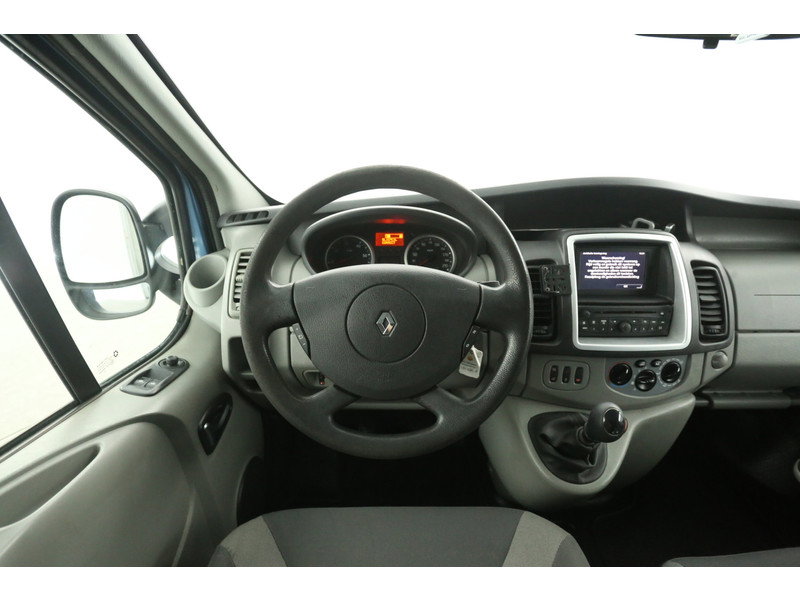 Renault Trafic 2.0 dCi L1H1 VB586F