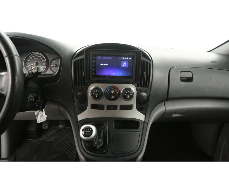 Hyundai H300