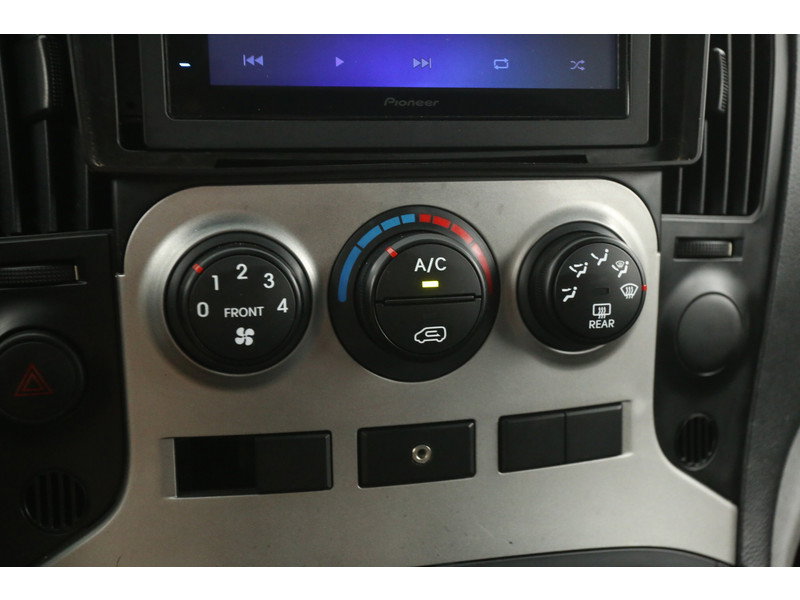 Hyundai H300