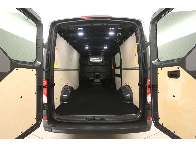 Volkswagen Crafter 2.0 TDI 140PK L3H2 GR6384