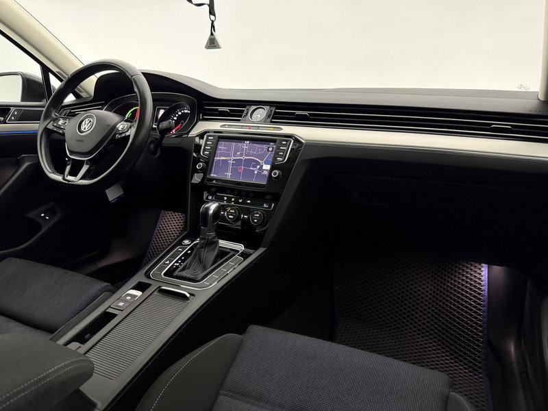 Volkswagen Passat 1.4 TSI GTE KZ464P
