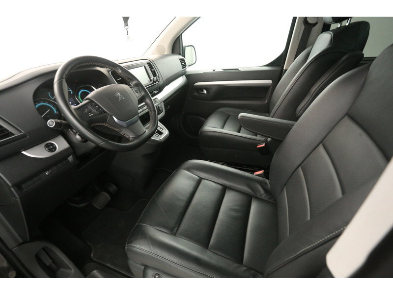 Peugeot e-Traveller