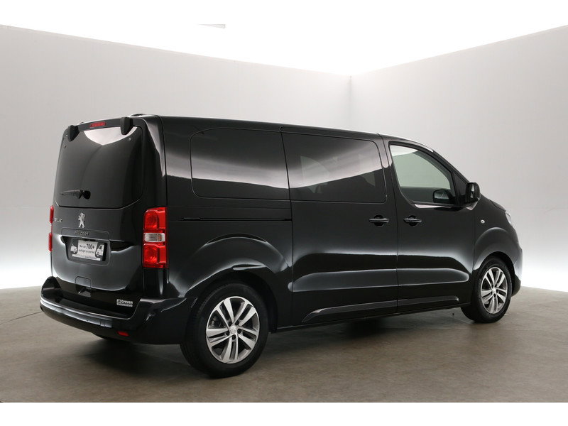 Peugeot e-Traveller