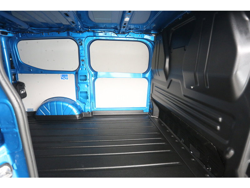 Ford E-Transit Custom