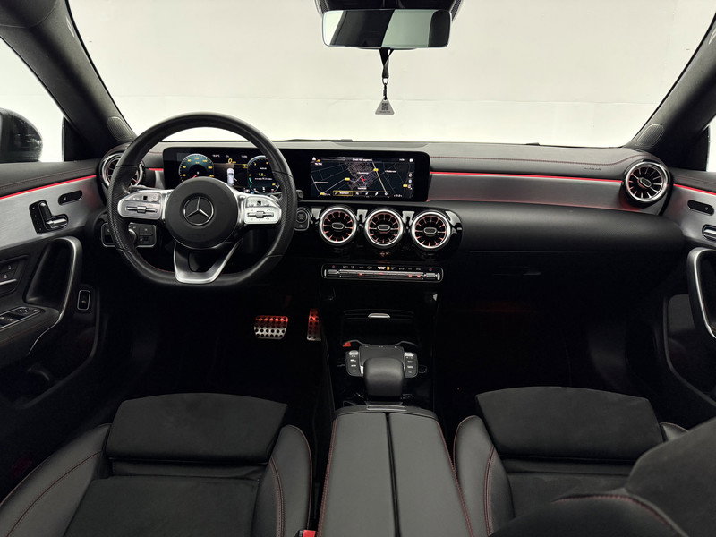 Mercedes-Benz CLA-Klasse 180 Business Solution AMG L611RH